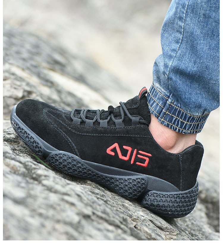 Invincible T900 Sneakers