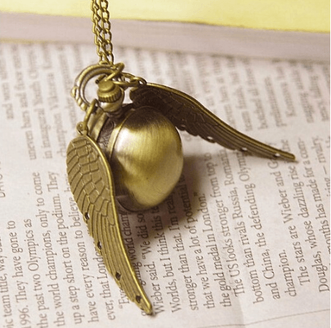 Collier Snitch