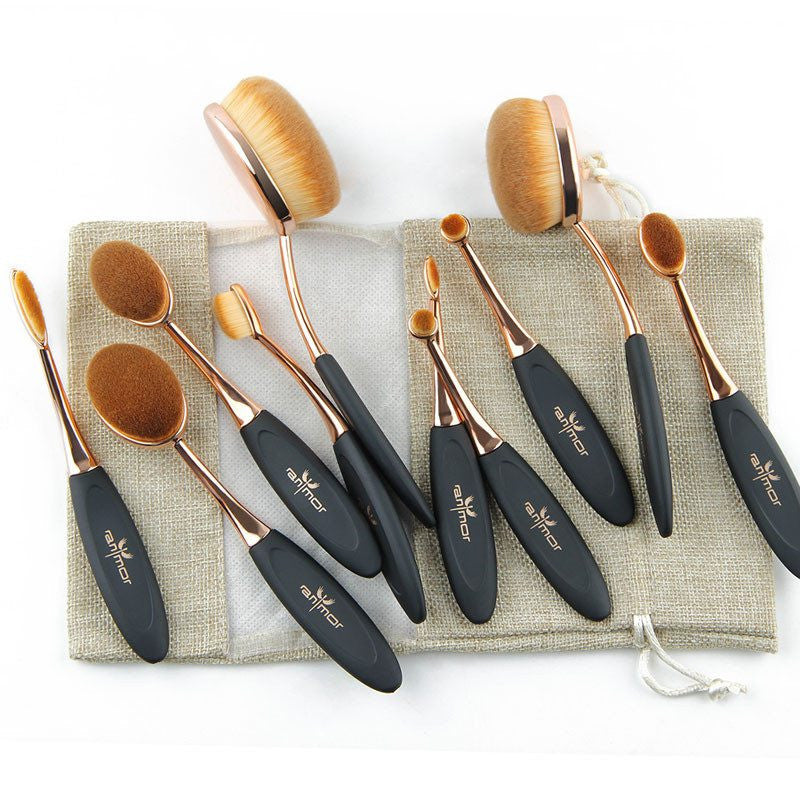 Oval Makeup Brush